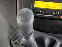 Фото Mercedes-Benz Vito Fourgon 121 AT L3 №13